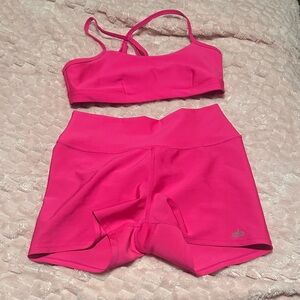 Alo matching set hot pink